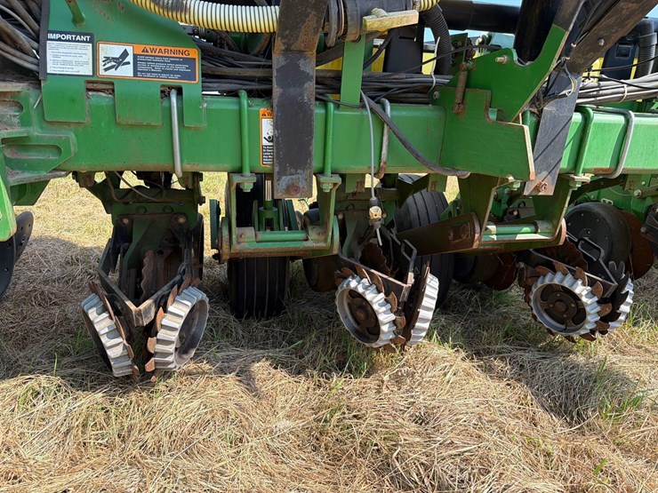 john-deere-1760-image-40