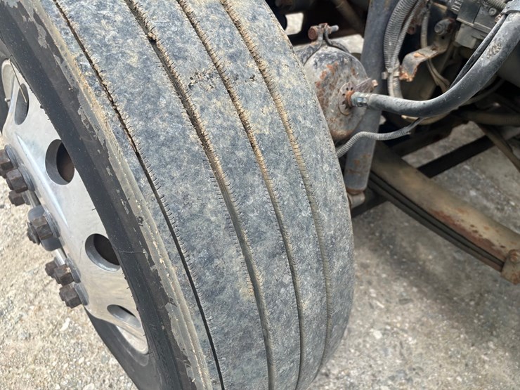 2012-kenworth-w900-image-116