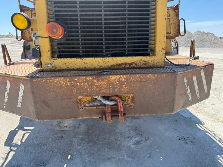 caterpillar-988-image-37
