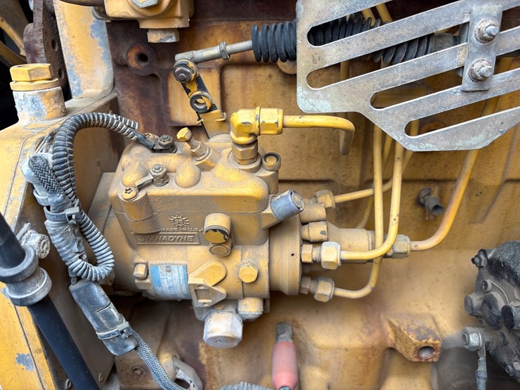deere-444h-image-56