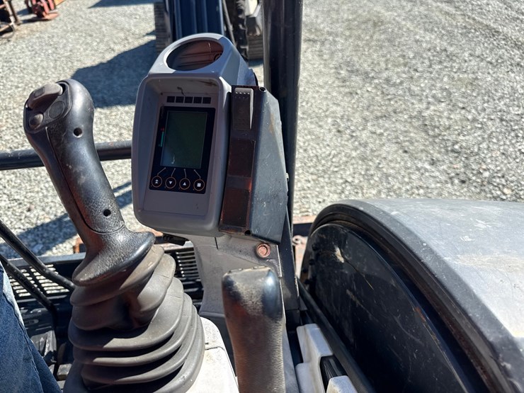 deere-35g-image-16