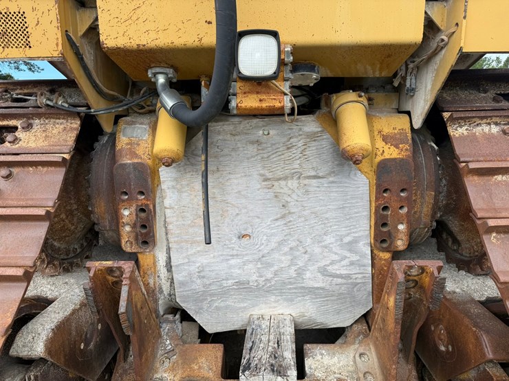 caterpillar-d9r-image-16