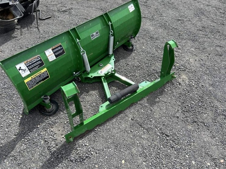 john-deere-1025r-image-2