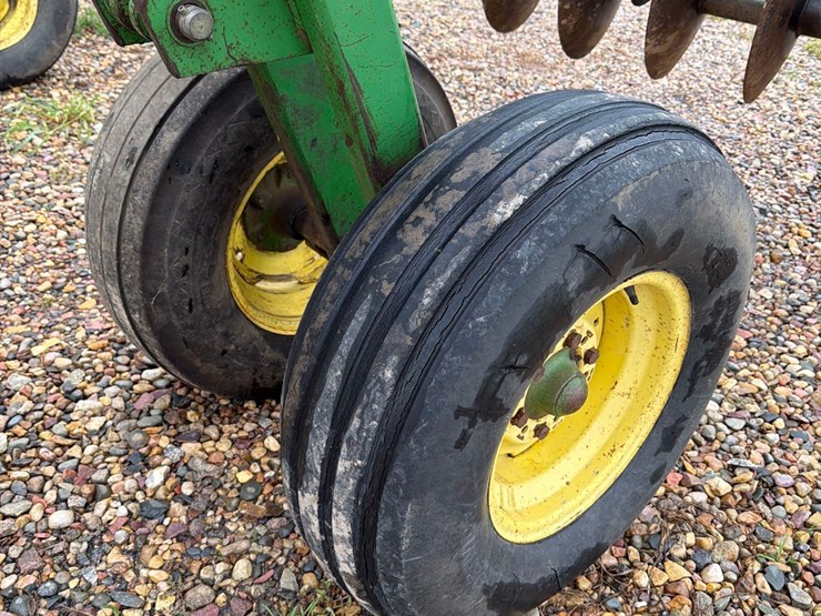 john-deere-510-image-18