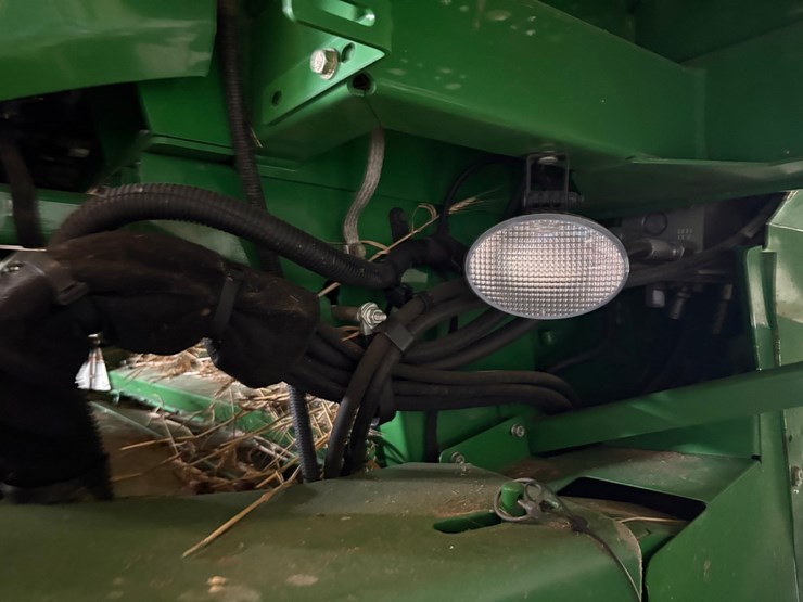 john-deere-s670-image-96