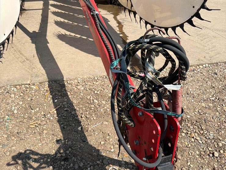 agco-5130-17-wheel-pull-type-rake—1-owner-image-13