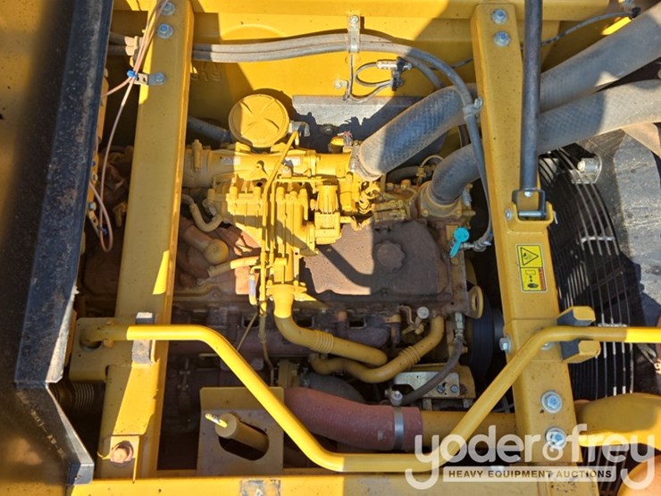 2019-caterpillar-335fl-image-34