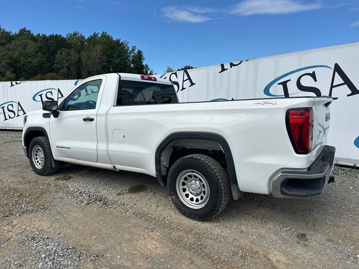 2020-gmc-sierra-1500-image-3