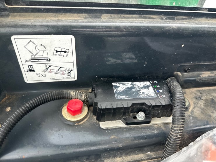 2019-deere-50g-image-58