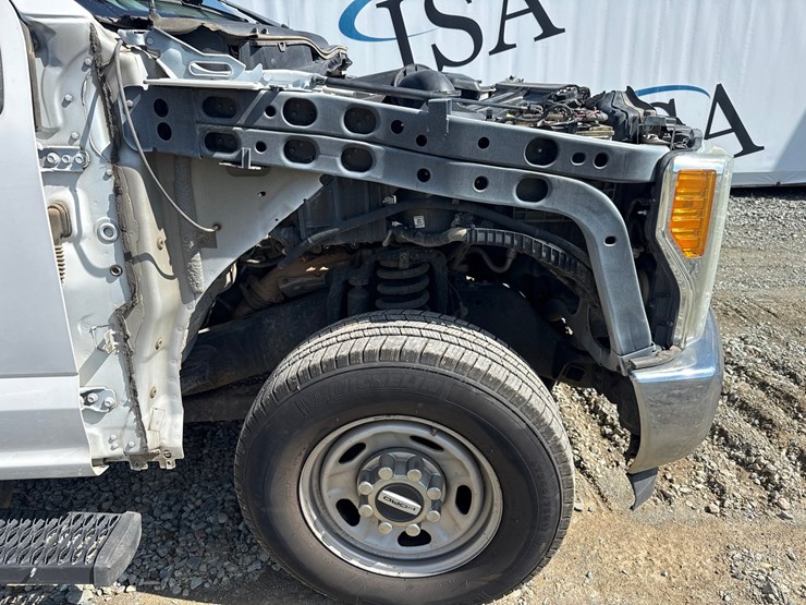 2017-ford-f250-image-30
