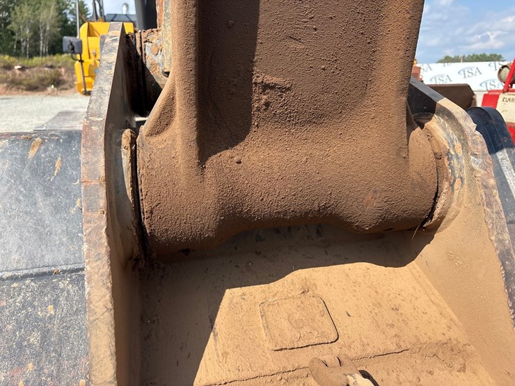 deere-250g-lc-image-49