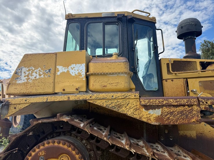 caterpillar-d9r-image-25