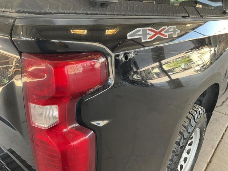 2021-chevrolet-silverado-1500-image-9