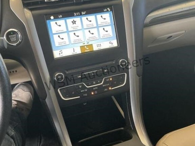 2018-ford-fusion-energie-sdn-image-24