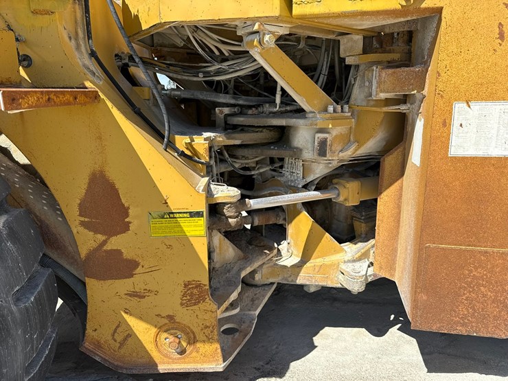 caterpillar-988-image-47