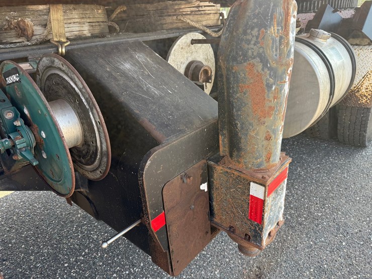 #2470-•-2002-tor-truck-dr-4280-crane-truck-image-50