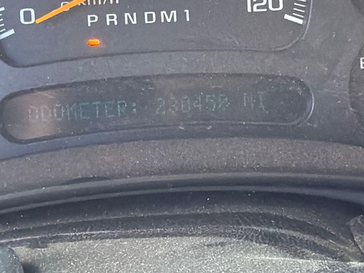 2006-chevrolet-3500-image-33