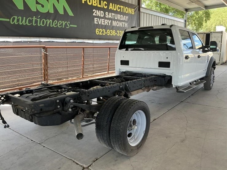 2022-ford-f550-image-6