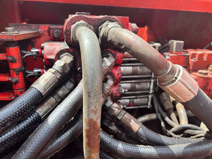 1983-massey-ferguson-4900-image-89