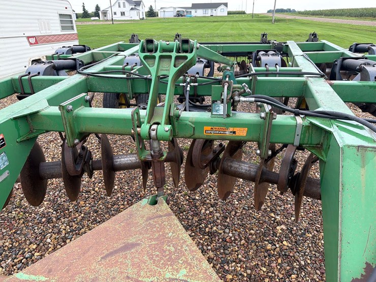 john-deere-510-image-24