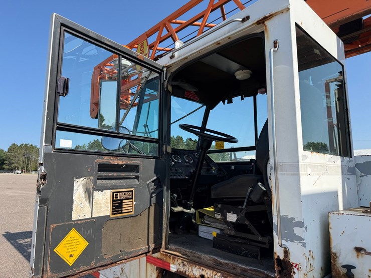 #2470-•-2002-tor-truck-dr-4280-crane-truck-image-154