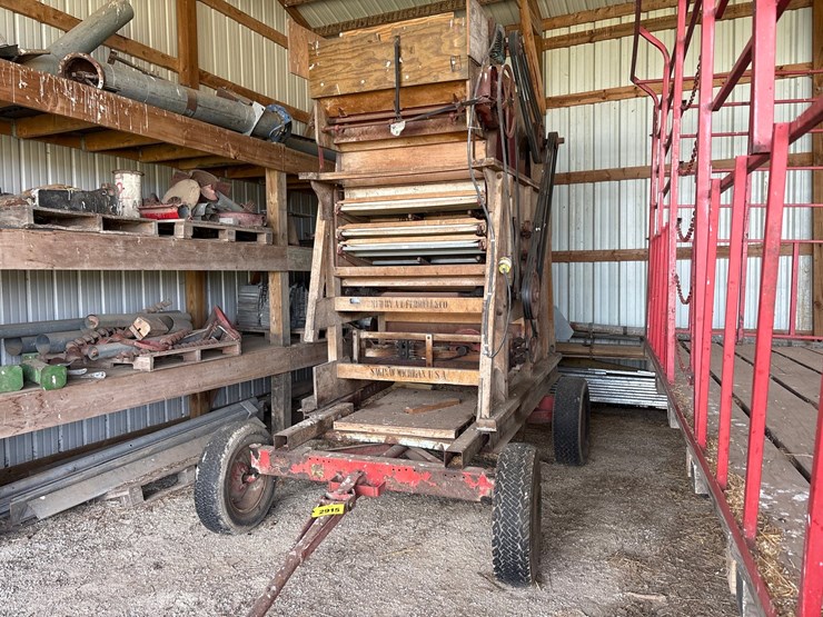 #2915-•-electric-wheat/grain-fanning-mill-trailer-image-3