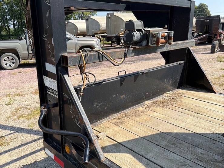 2012-pj-flatbed-image-24
