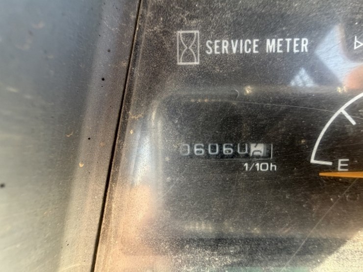 2004-komatsu-d39ex-21-image-40