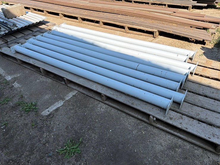 8-load-bearing-poles-image-8