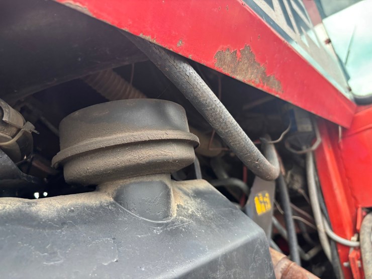1983-massey-ferguson-4900-image-44