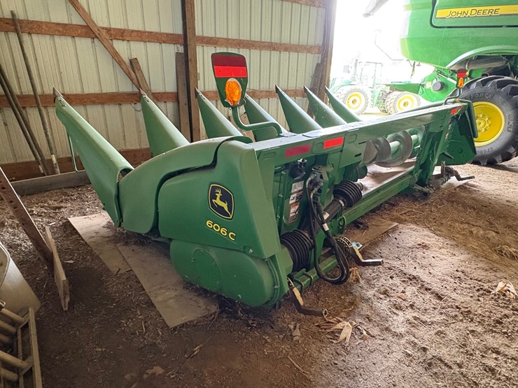john-deere-606c-image-2