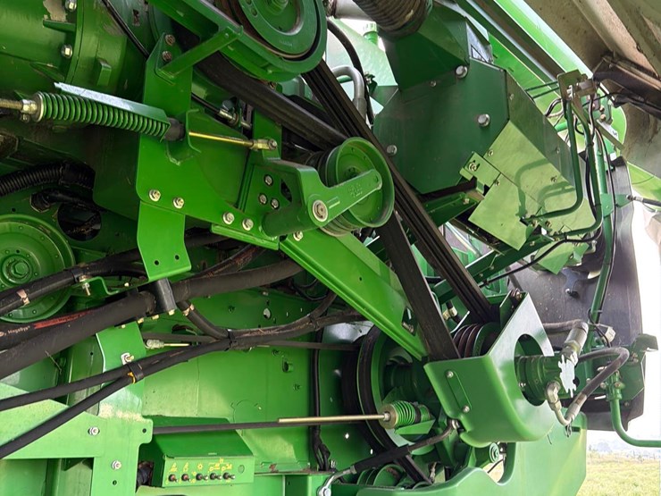 2013-john-deere-s660-image-49