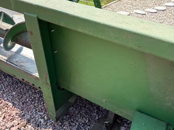 john-deere-444-image-28