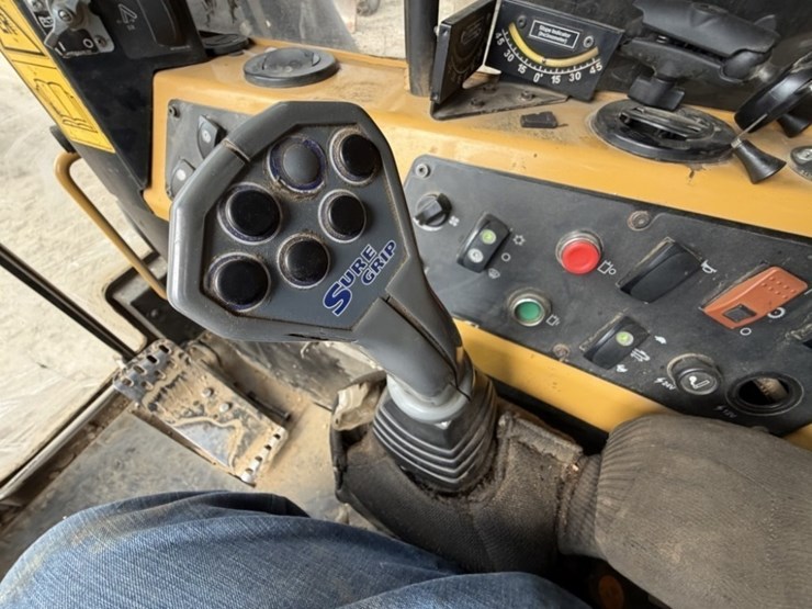 2013-tigercat-ls855c-image-46