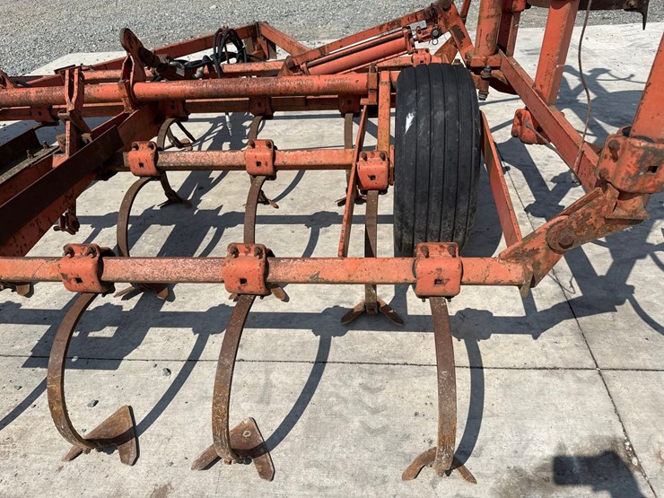 allis-chalmers-1300-image-21
