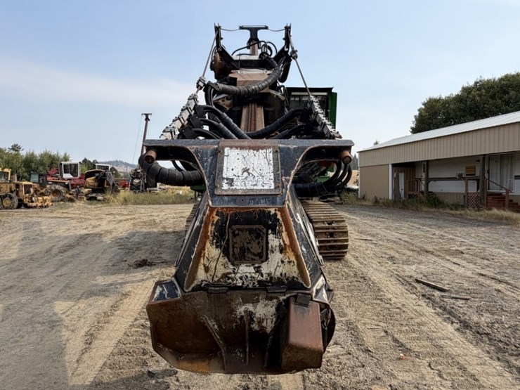2011-deere-2454d-image-8