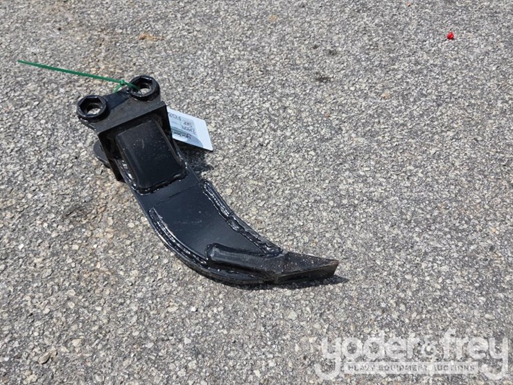 unused-captok-ripper-to-suit-1-2-ton-excavator-image-3