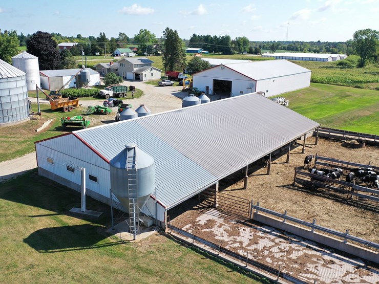 #60000-•-29.92-acre-farm-with-home,-barns-&-outbuildings-image-16