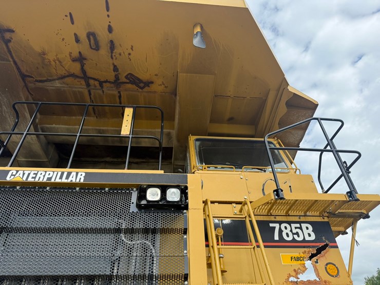caterpillar-785b-image-12