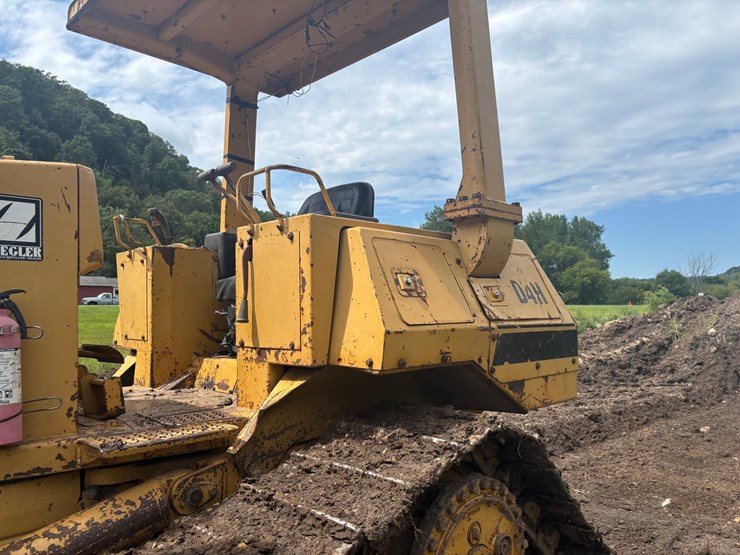 caterpillar-d4h-image-10
