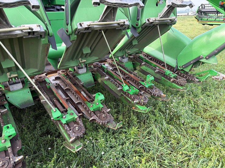 2009-john-deere-608c-image-15