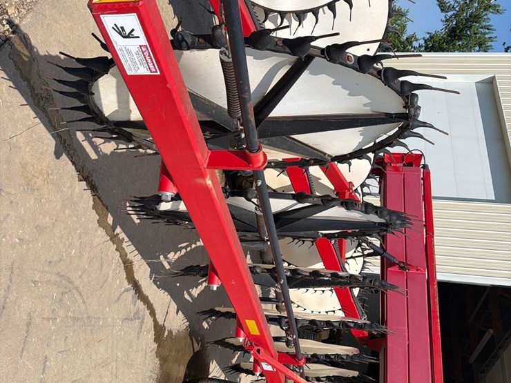 agco-5130-17-wheel-pull-type-rake—1-owner-image-10