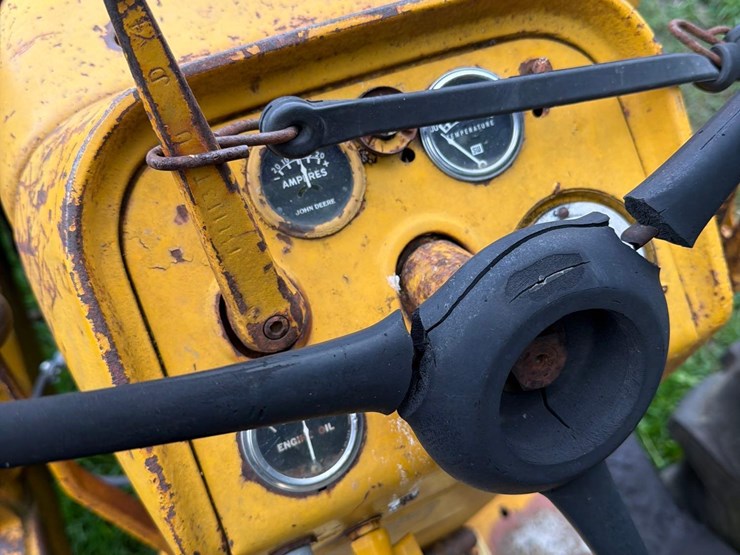 john-deere-440-image-40