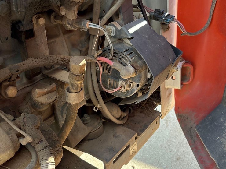 2008-bobcat-s250-image-31