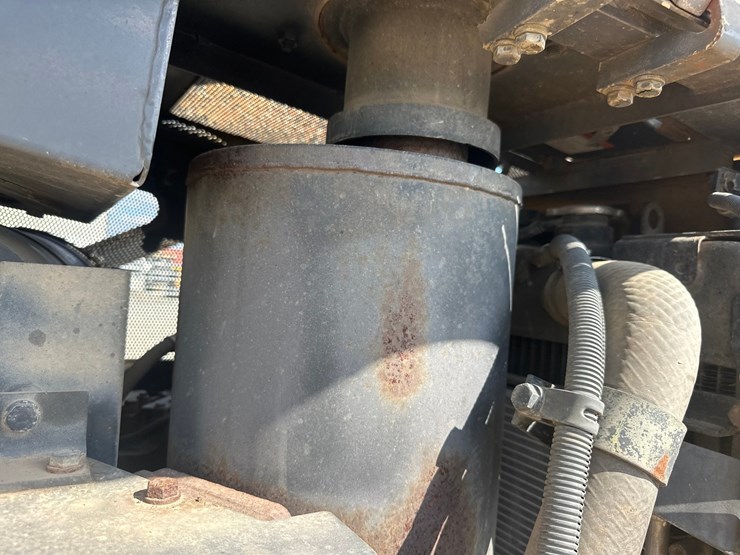 #61443-•-komatsu-61px-15-dozer-image-50