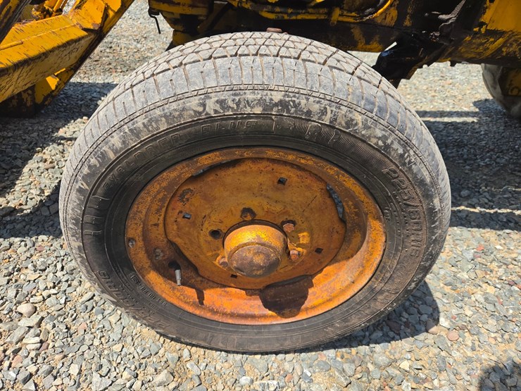 #61410-•-case-w-3-loader-backhoe-image-61