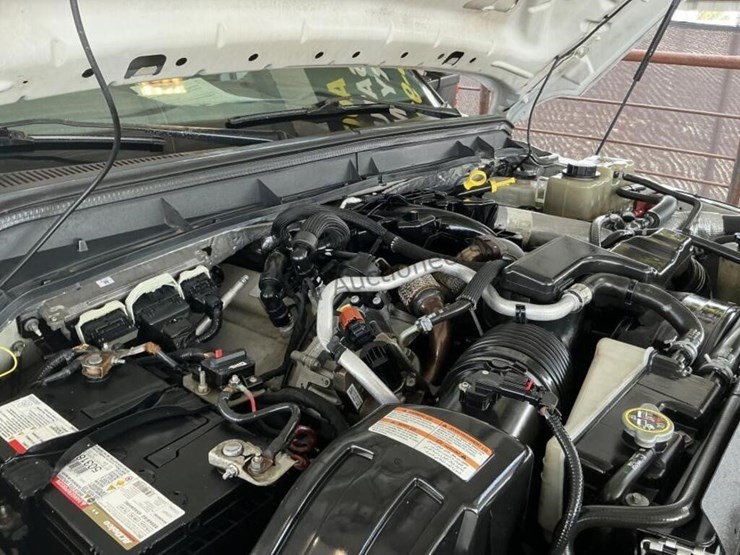 2015-ford-f550-image-15