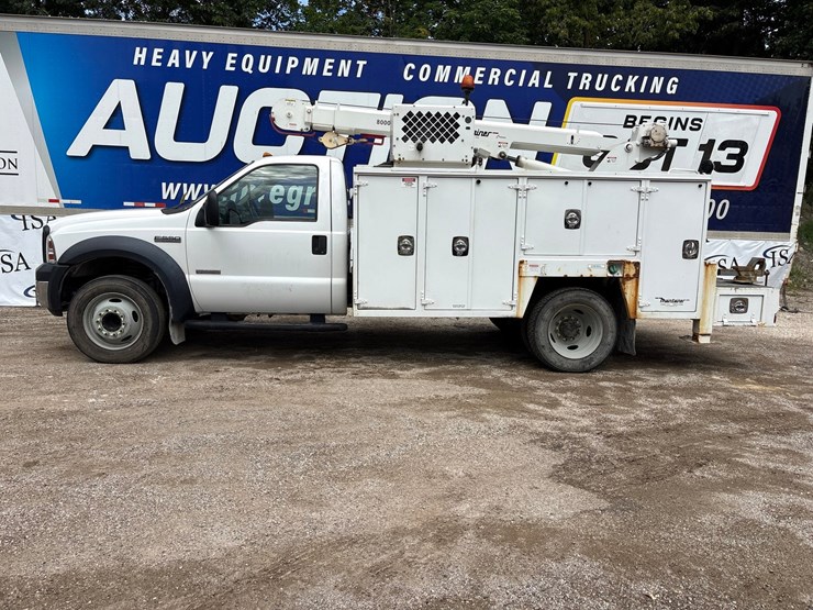 2007-ford-f550-image-2