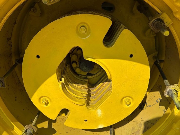 1979-john-deere-4440-image-37