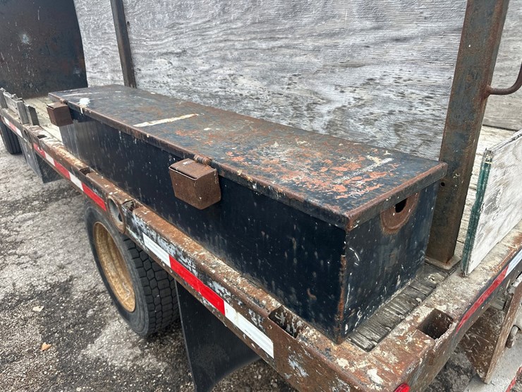 2000-gmc-3500-image-18